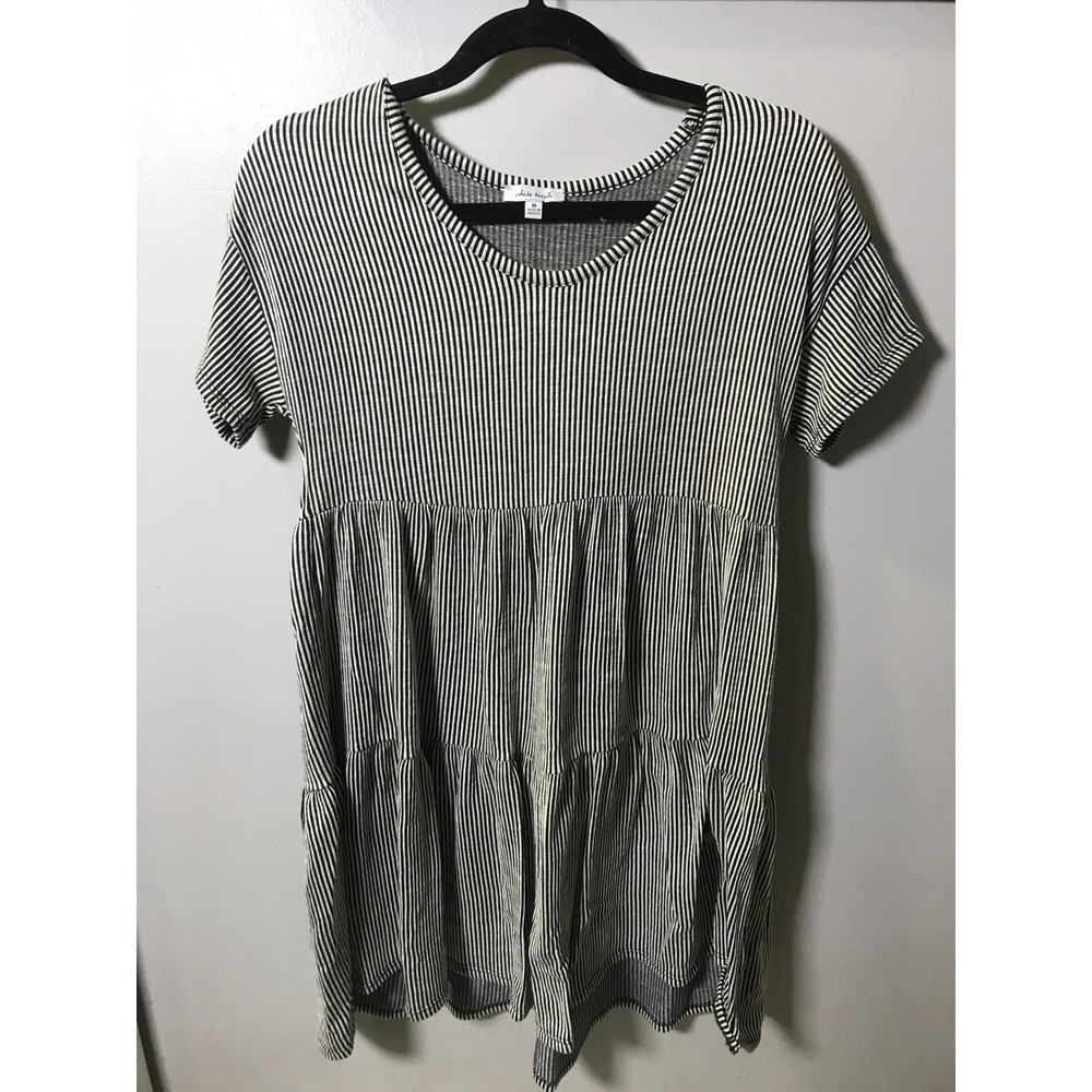 White Birch  Black White Striped Tiered Babydoll Dress V-Neck Medium D73230XL